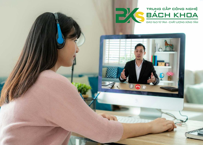 Học online trung cấp quản trị khách sạn từ xa