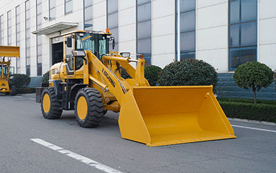 Đào tạo vận hành máy xúc lật