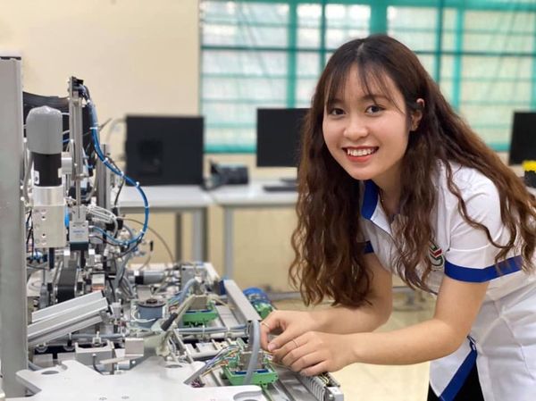 học viên điện tử online