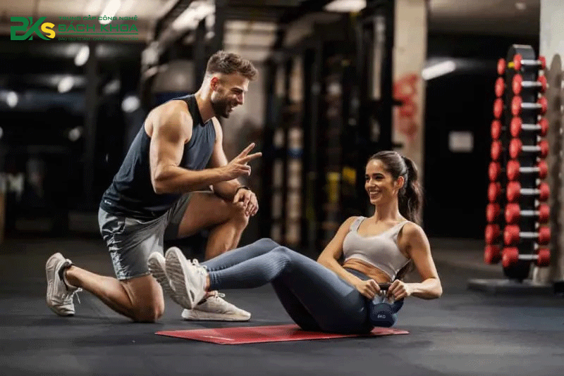 Huấn luyện viên thể hình PT tự do là nghề tay trái phù hợp cho nam giới yêu thích thể thao