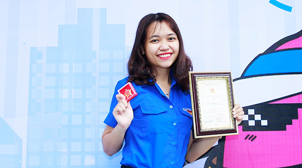 TRANG CHỦ 27 Lê Thu Thảo