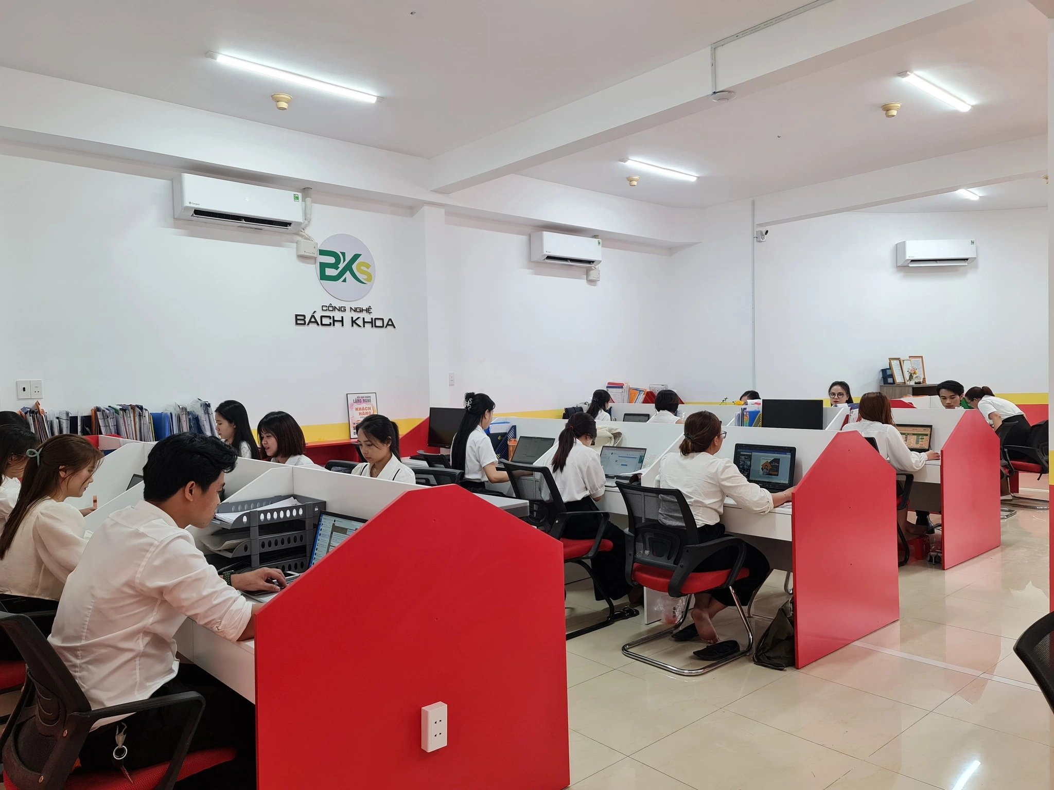 Trường Trung cấp Công nghệ Bách Khoa