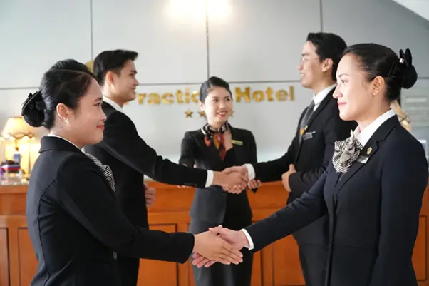 Chuyên ngành Quản trị khách sạn tại trường trung cấp Bách Khoa