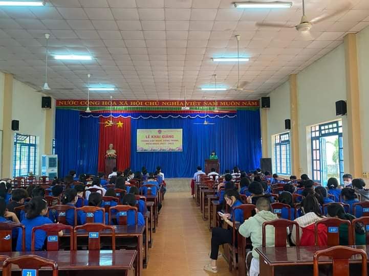 Lễ khai giảng các lớp trung cấp nghề 2023 - 2024