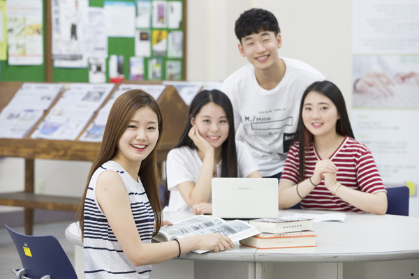 Trung Cấp Tiếng Hàn 2 Học viên tiếng Hàn