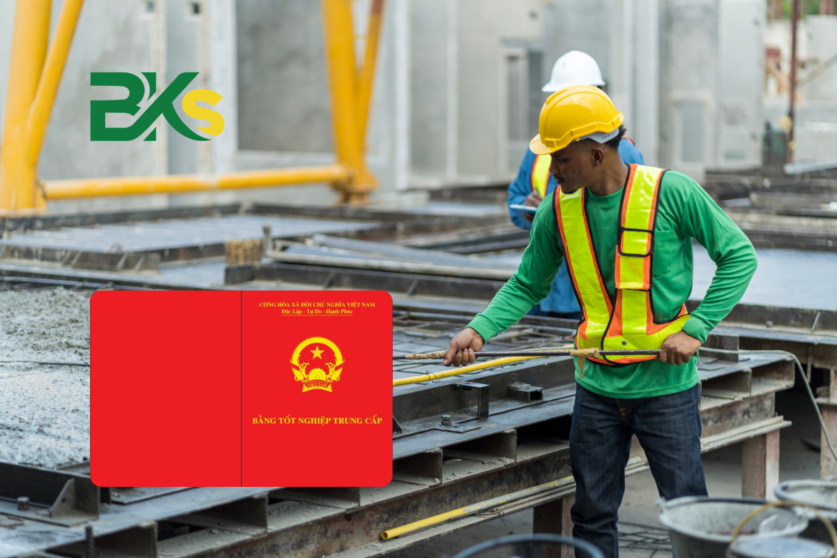 Đừng để nỗi lo về hình thức học làm rào cản. Trong kỷ nguyên số 2026, quan trọng là bạn tích lũy được kiến thức gì và tấm bằng đó có được Nhà nước công nhận hay không. Và với hệ từ xa, bạn đang có cả hai điều đó một cách tối ưu nhất.